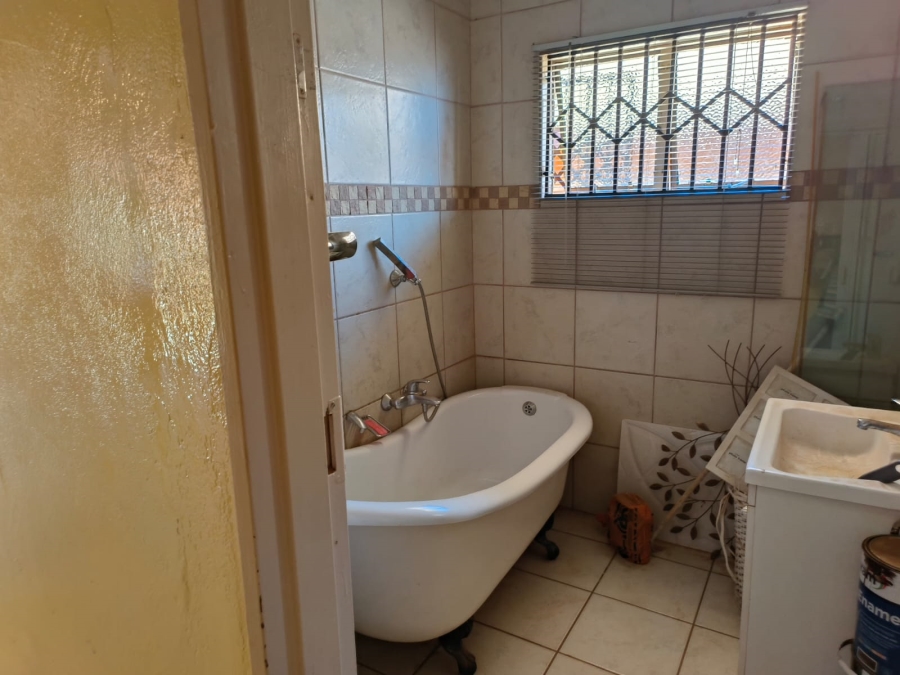 3 Bedroom Property for Sale in Jouberton North West